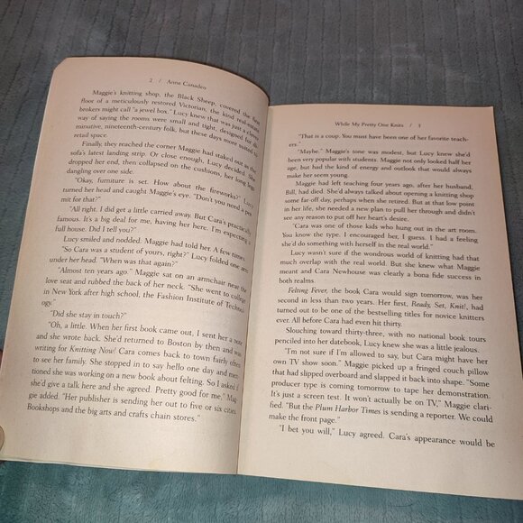 Book While My Pretty One Knits Black Sheep Knitting Mystery detective novel - Picture 6 of 7